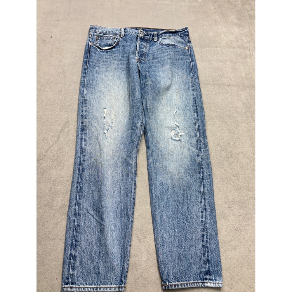 Levi's 501 Original Fit Button Fly Denim Jeans Light Wash Distressed 31X27